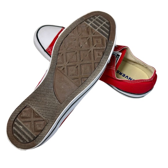 Converse All Stars Men’s Size 12 Classic Red Low Top Sneakers  - NWOB - Picture 7 of 9